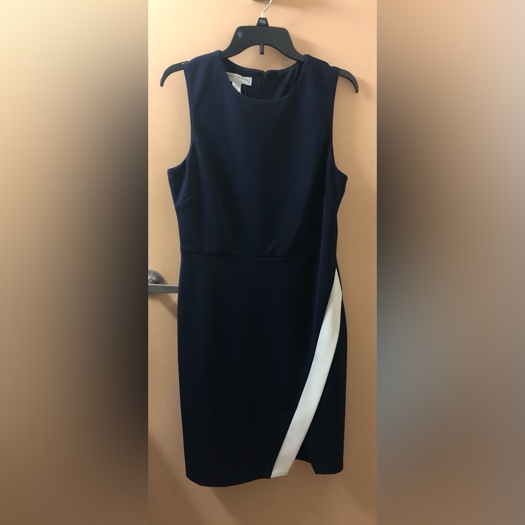 Maggie London Blue And White Sheath Dress Nwt